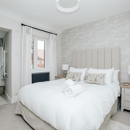 The Dragonfly - Central 2 Bedroom House Henley-on-Thames Exterior foto