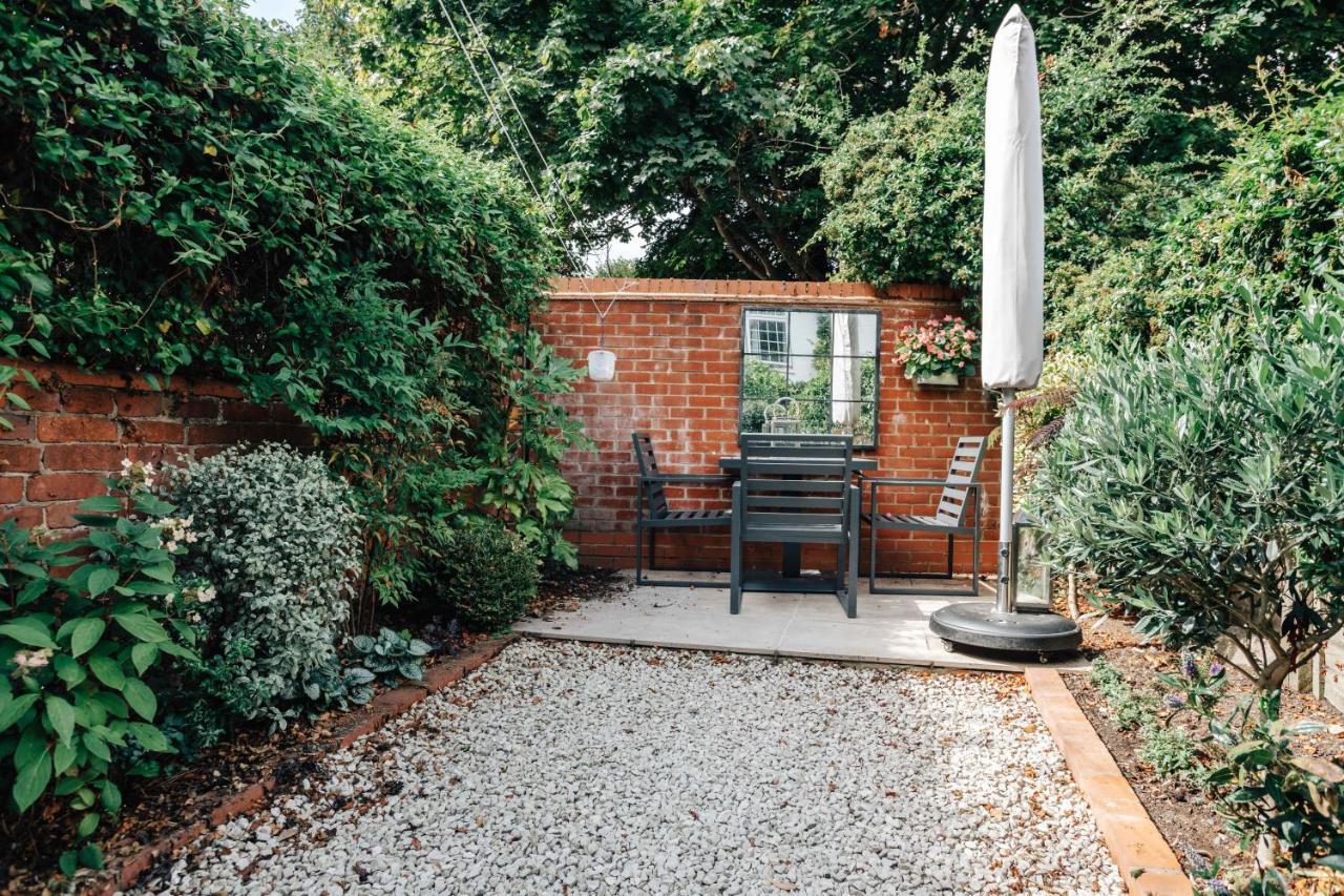 The Dragonfly - Central 2 Bedroom House Henley-on-Thames Exterior foto