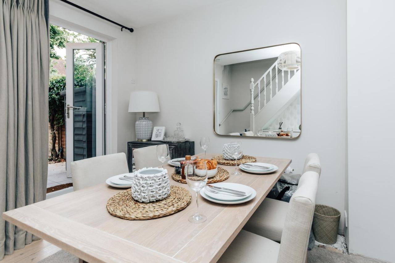 The Dragonfly - Central 2 Bedroom House Henley-on-Thames Exterior foto